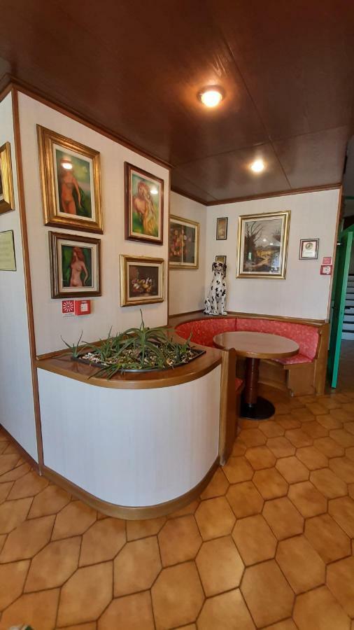Hotel Astoria Tabiano Terme 외부 사진